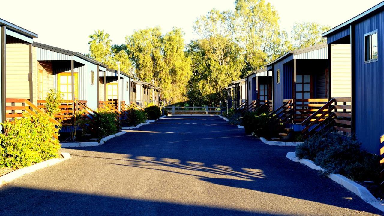 Pritchard Road Country Resort Emerald Luaran gambar