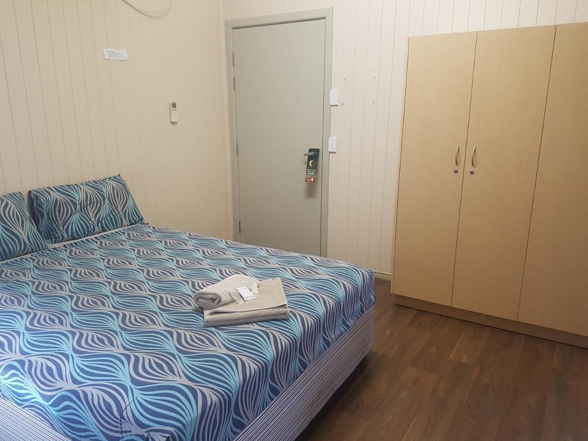 Pritchard Road Country Resort Emerald Luaran gambar